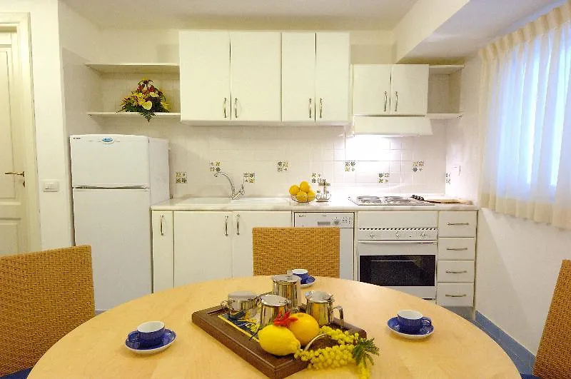 Apartments Amalfi City Centre 0*,