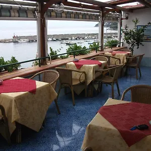2* Гостевой дом Holidays Baia D'amalfi